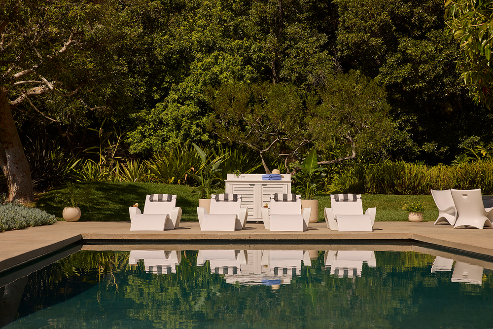 Ledge Lounger vs. Competitors: What Sets Ledge Apart?