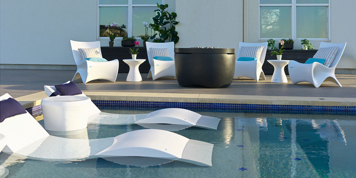 The Best Outdoor Seasonal Poolside Designs and Trends | Ledge Loungers