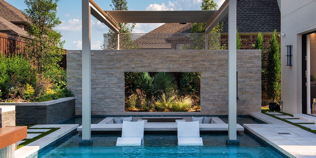 6 Key Factors to Consider When Selecting In-Pool Furniture for Your Poolside Paradise