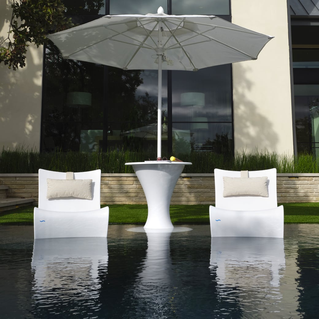 Luxury In Pool Patio Table Ledge Lounger