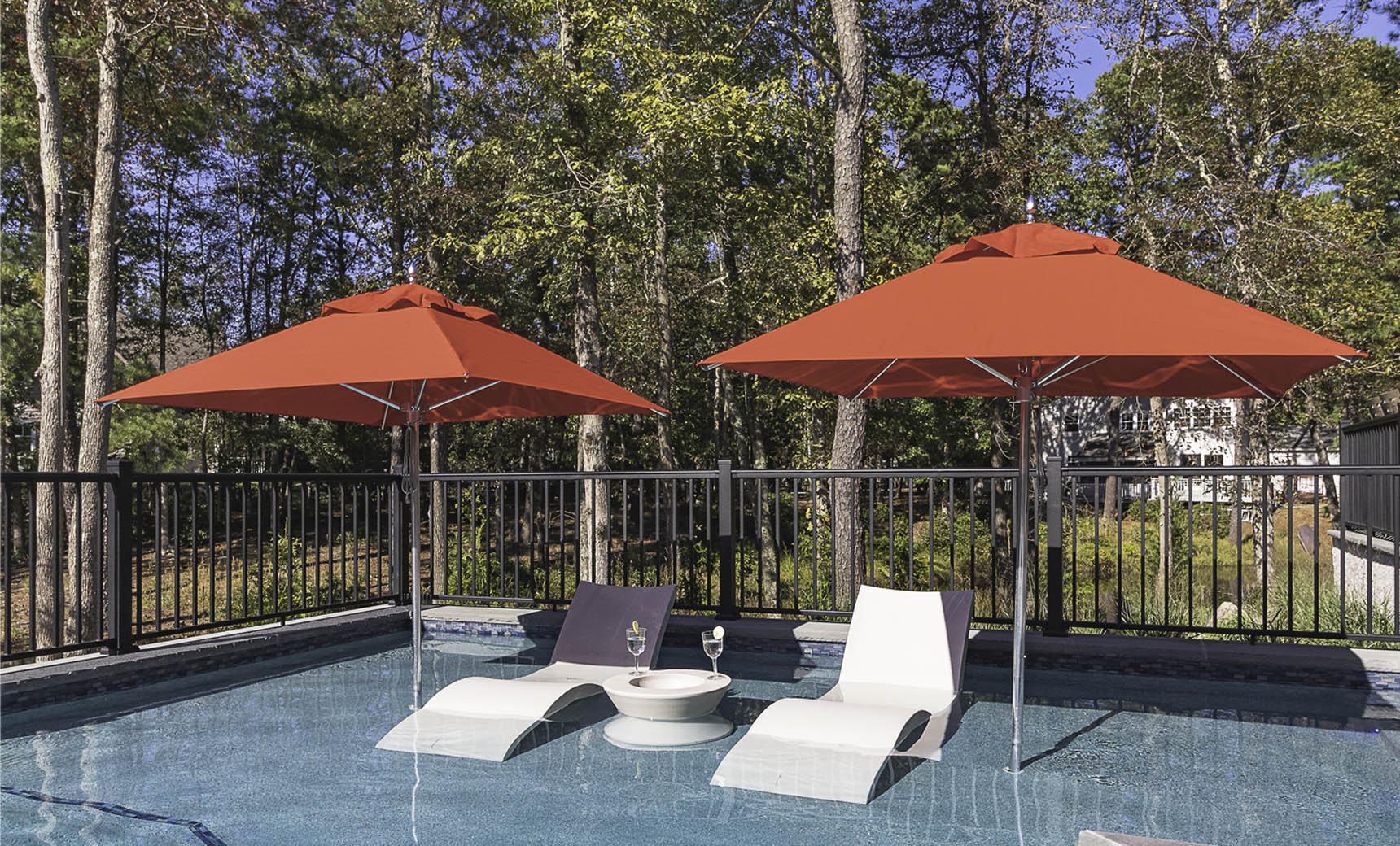 7.5' Octagon Pulley Premier Umbrella