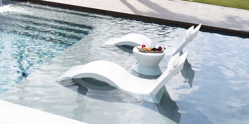 Signature Chaise Deep