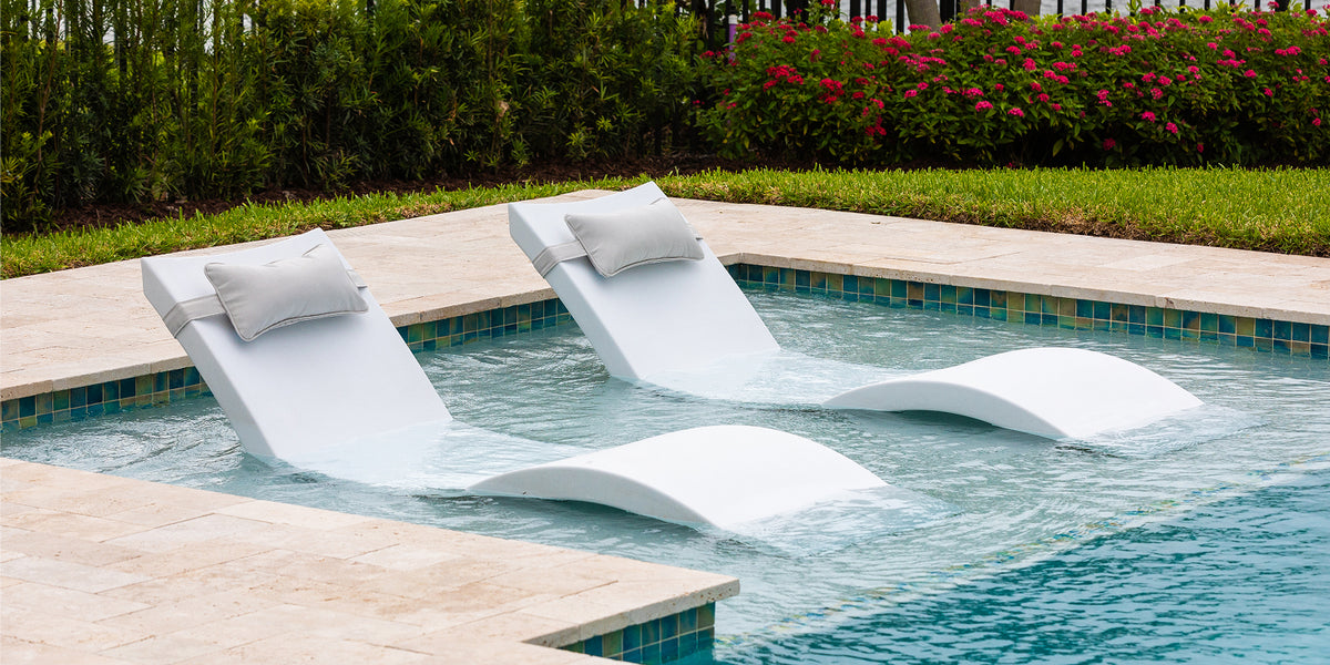 Signature Chaise