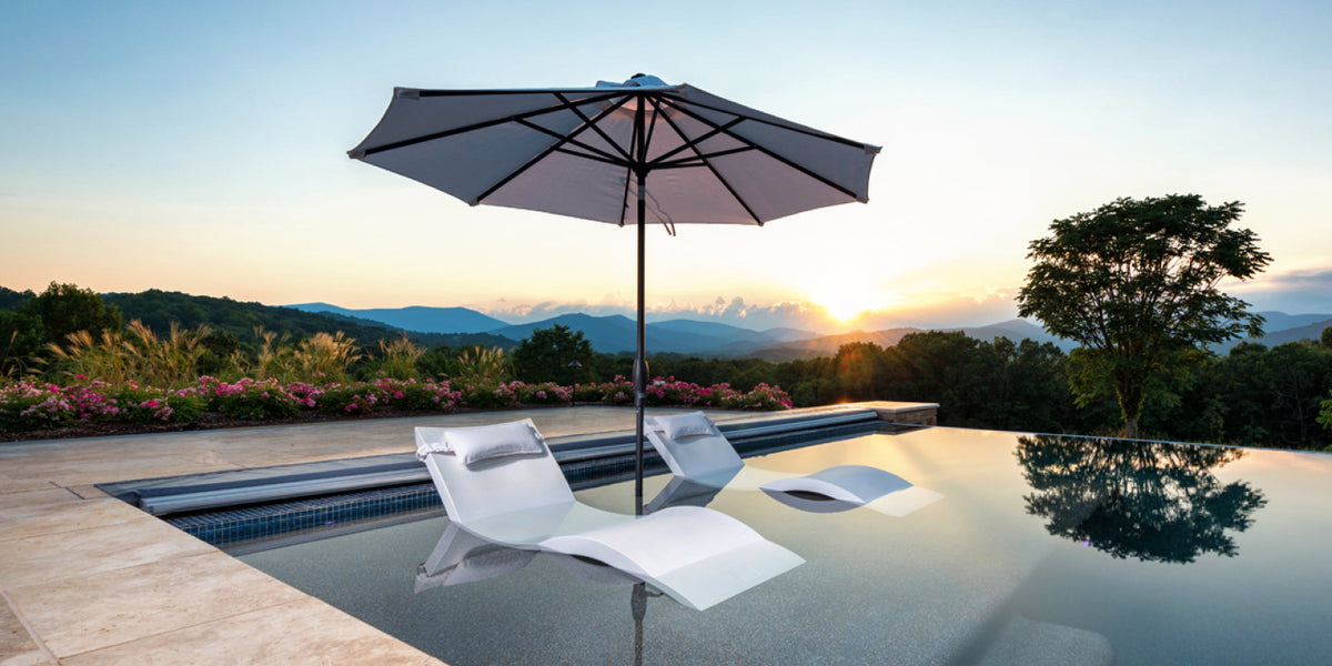 Signature Chaise